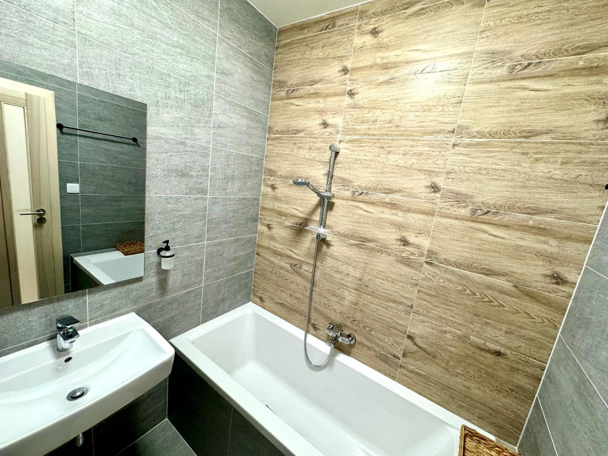 Rivercity Apartments Karlovy Vary Esterno foto